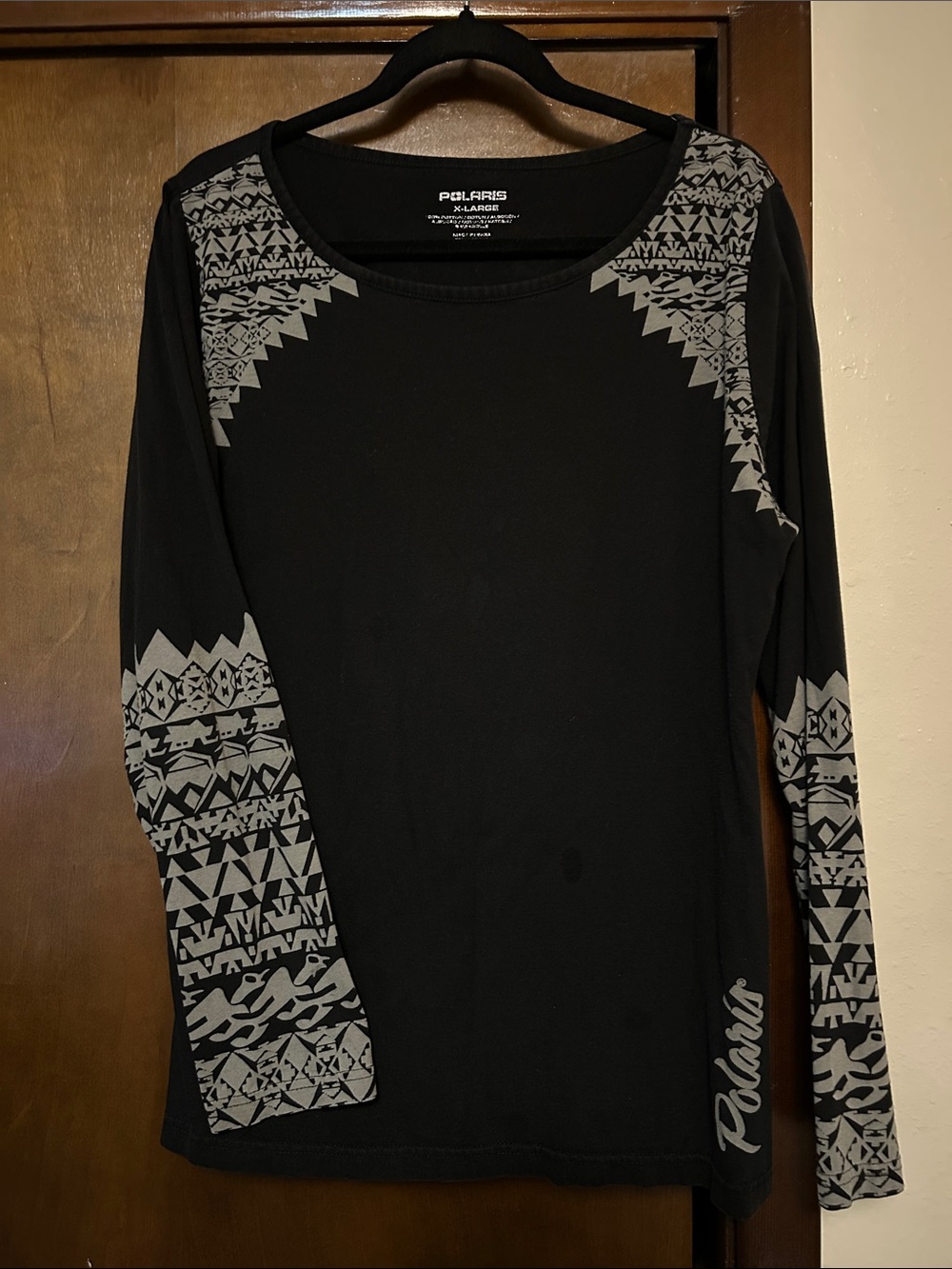 Polaris Blk Long-Sleeve Graphic Tee with Gray SW style snowmobile motif designs
